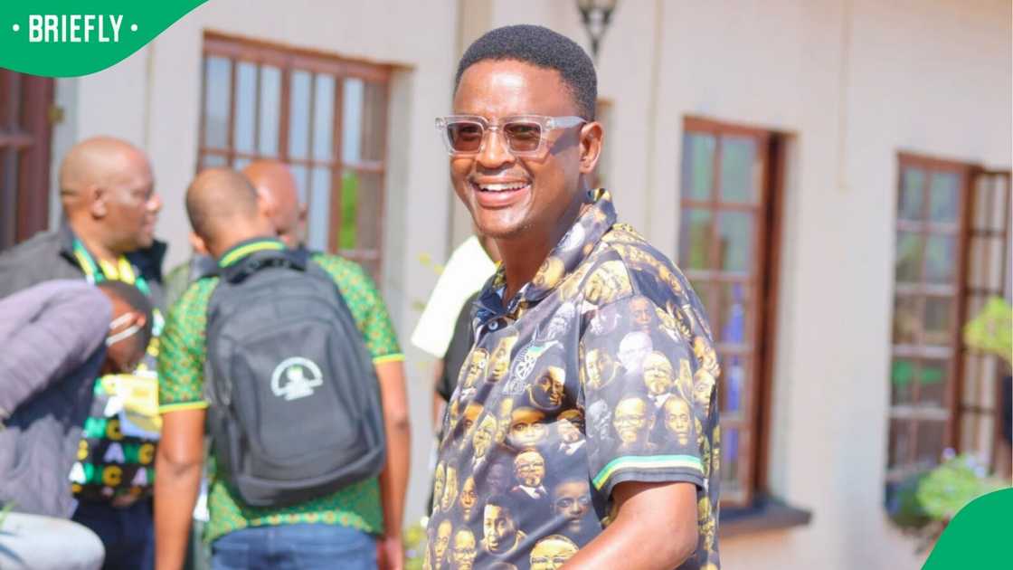 Julius Malema is suing Jossey Buthane Julius Malema is suing Jossey Buthane