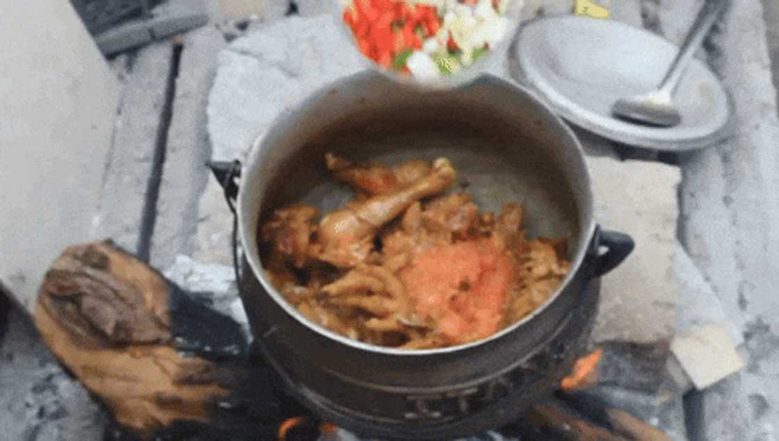 Preparing uMleqwa Preparing uMleqwa