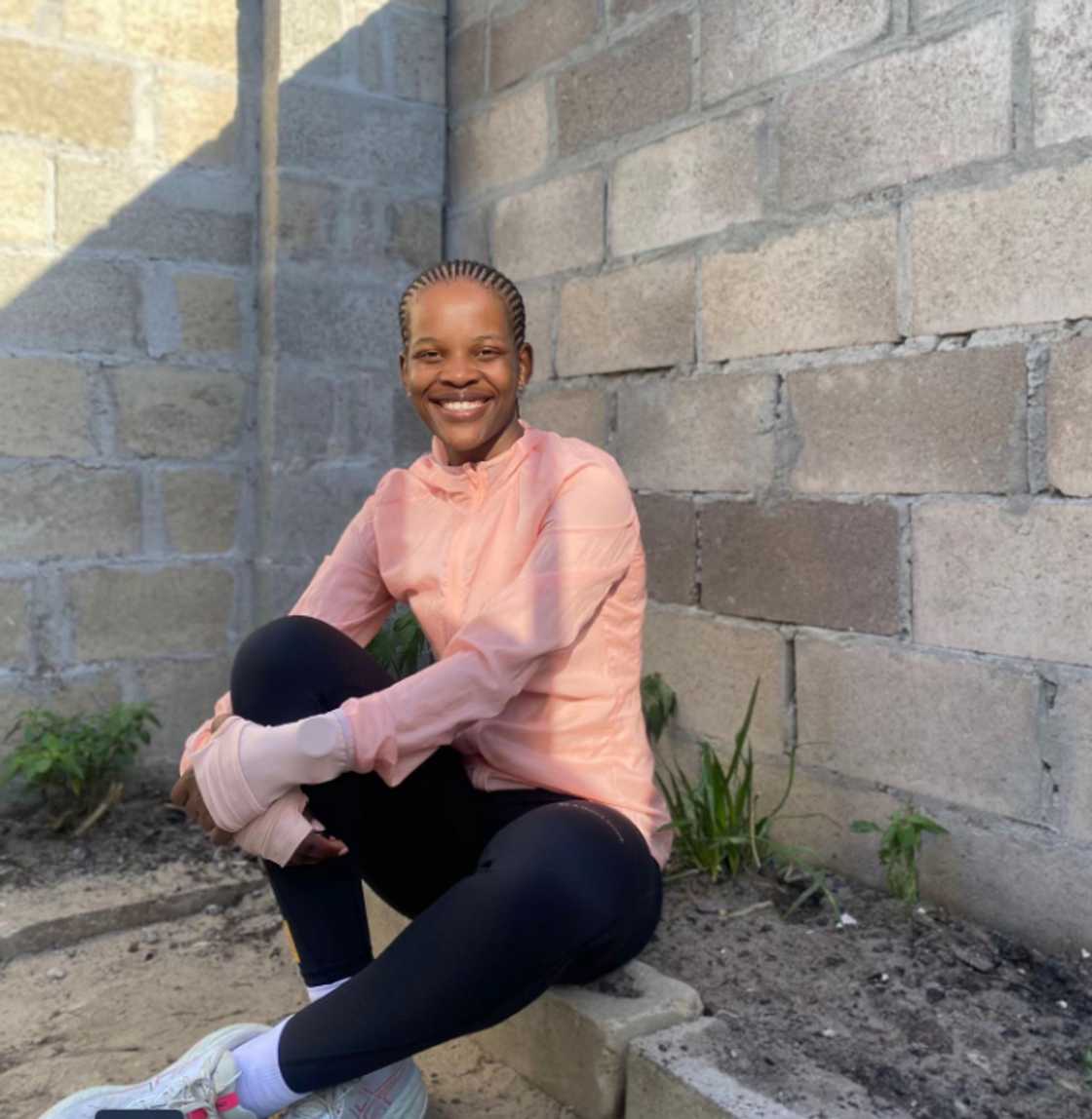 Viewers were moved by the scene, noting that such a strong vibe is what runners need to finish Viewers were moved by the scene, noting that such a strong vibe is what runners need to finish