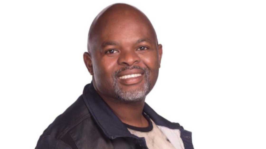 Tzozo denied dating younger women.