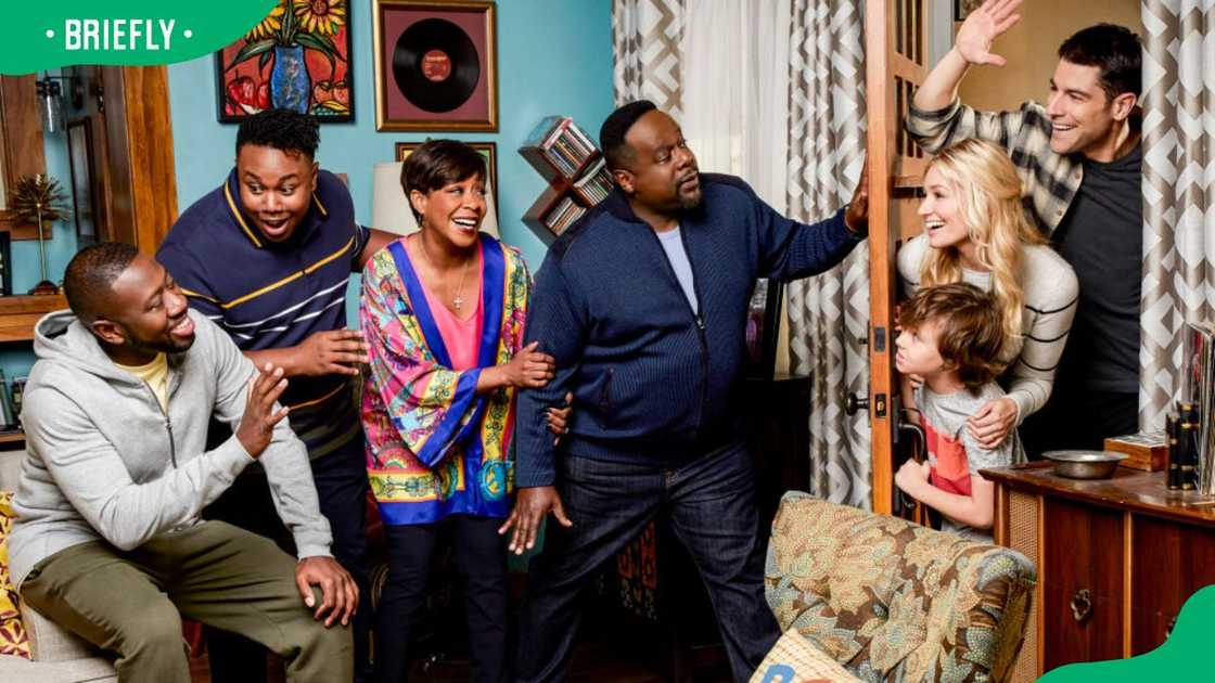 Cedric the Entertainer, Max Greenfield, Beth Behrs, Tichina Arnold, Sheaun McKinney, Marcel Spears and Hank Greenspan on The Neighborhood Cedric the Entertainer, Max Greenfield, Beth Behrs, Tichina Arnold, Sheaun McKinney, Marcel Spears and Hank Greenspan on The Neighborhood
