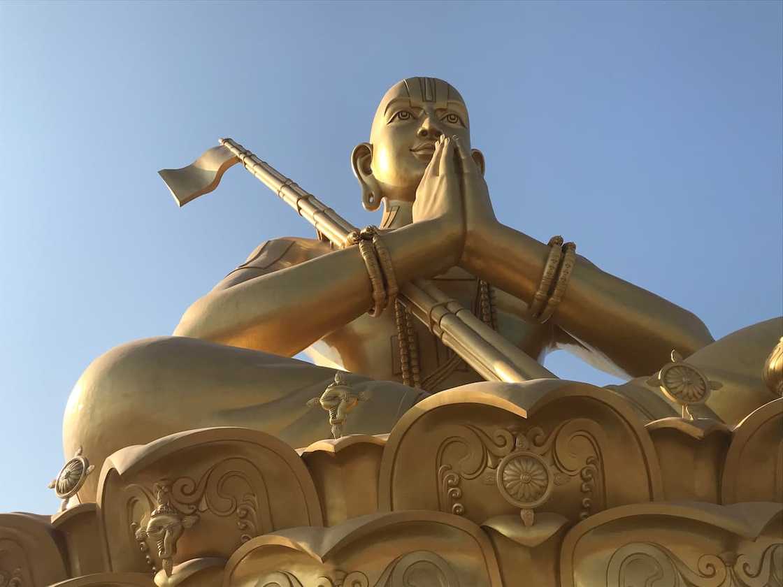 tallest sitting statue in the world tallest sitting statue in the world