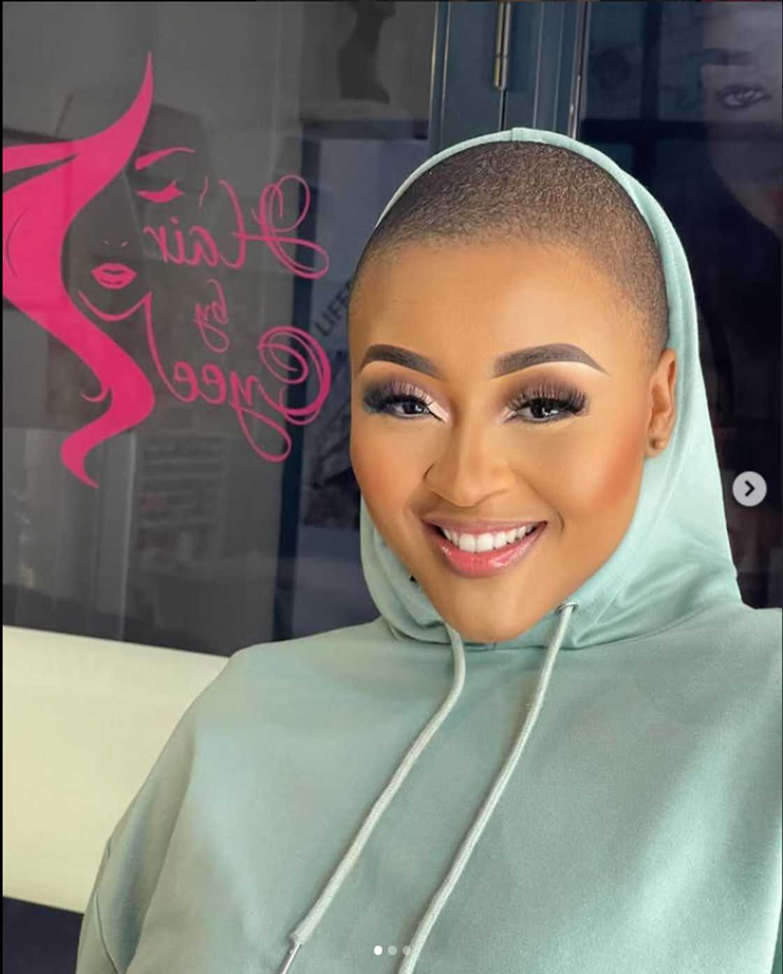 Gogo Skhotheni scammed a customer