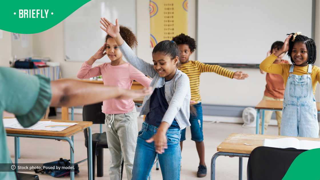 Learners across SA schools love sharing dance videos. Learners across SA schools love sharing dance videos.