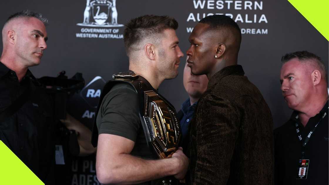 Dricus du Plessis sent warning to Israel Adesanya ahead of UFC 305.