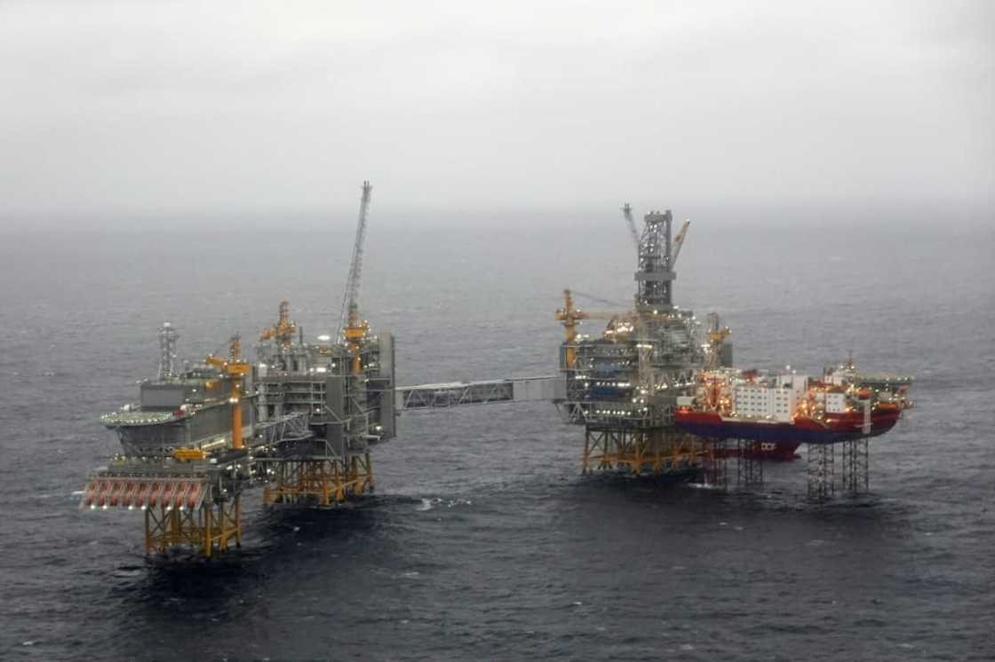 Norway's petroleum and energy ministry gave its green light Wednesday to 19 fossil fuel projects worth more than 200 billion kroner ($18.6 billion) Norway's petroleum and energy ministry gave its green light Wednesday to 19 fossil fuel projects worth more than 200 billion kroner ($18.6 billion)