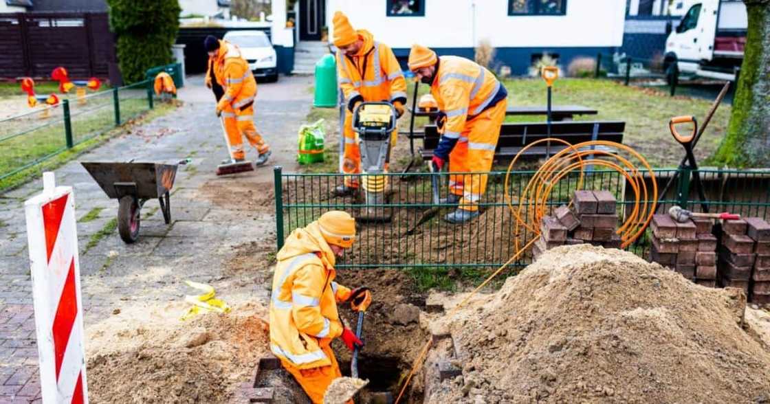 Fibre internet, internet, internet connectivity, wi-fi, small towns, South Africa, technology, tech news Fibre internet, internet, internet connectivity, wi-fi, small towns, South Africa, technology, tech news