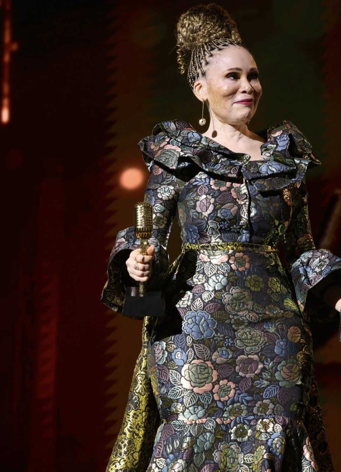 Leleti Khumalo received a hero's welcome at Rhodes University