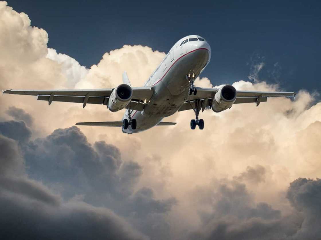 Full list of domestic and international airports in South Africa Full list of domestic and international airports in South Africa