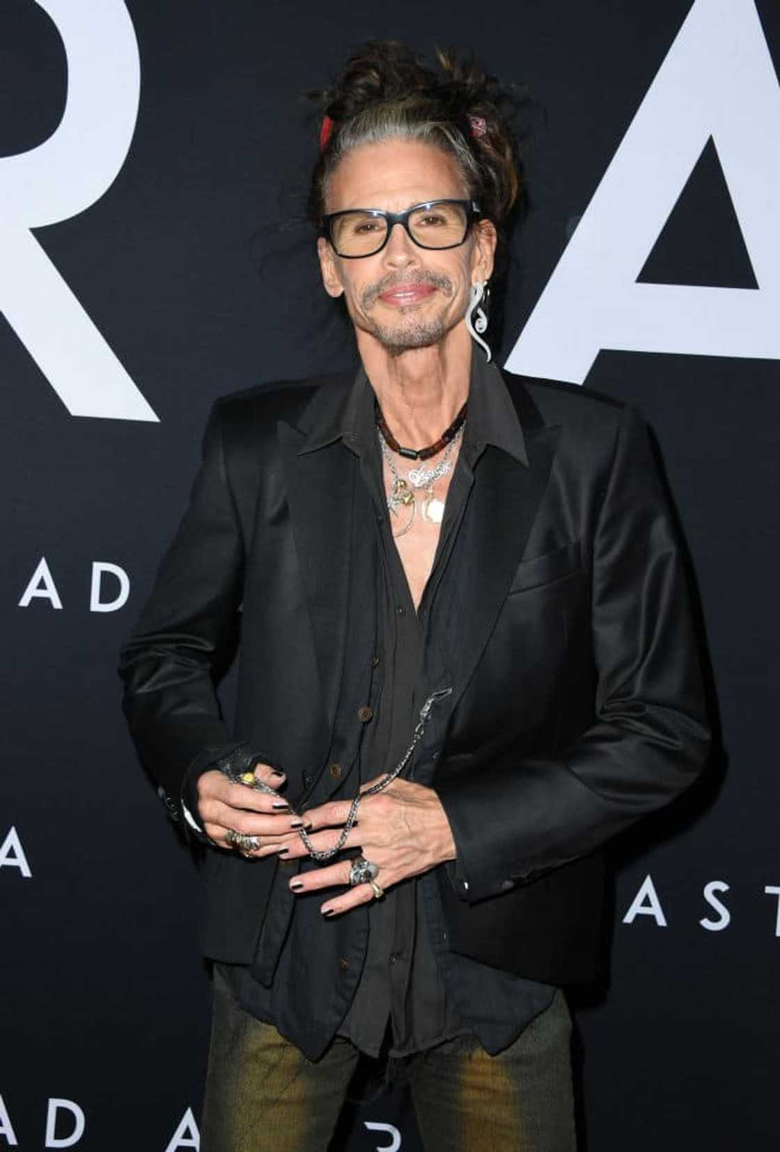 Steven Tyler biography Steven Tyler biography