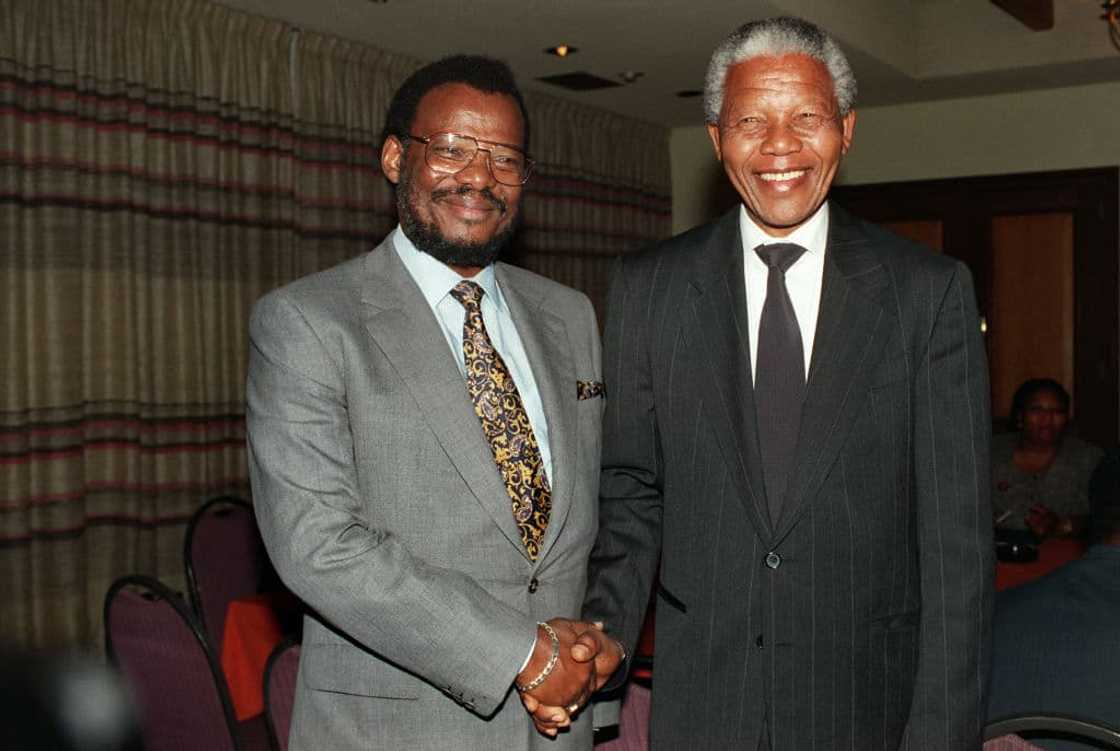 How old is Mangosuthu Buthelezi?