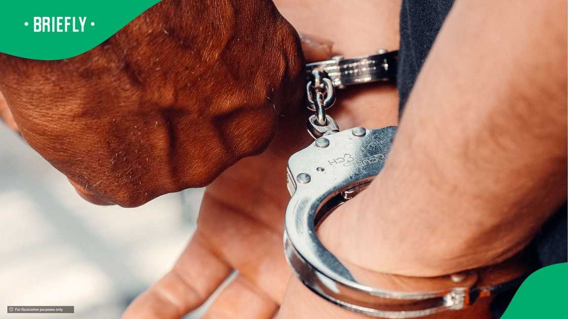 SAPS applauds officer's exceptional work