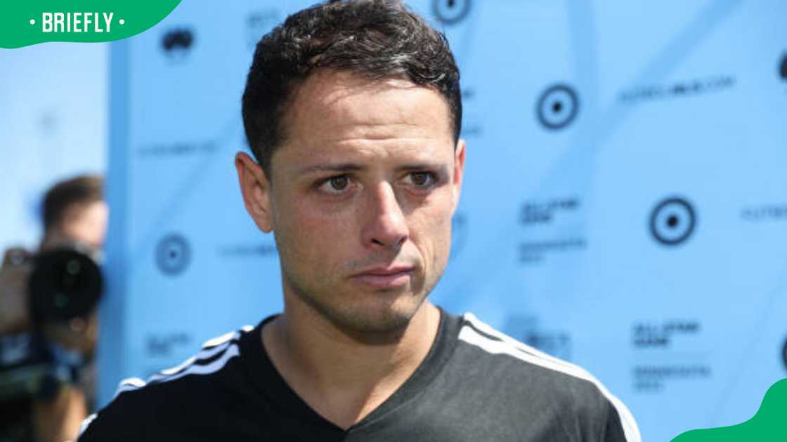 Javier Hernández during a training session Javier Hernández during a training session