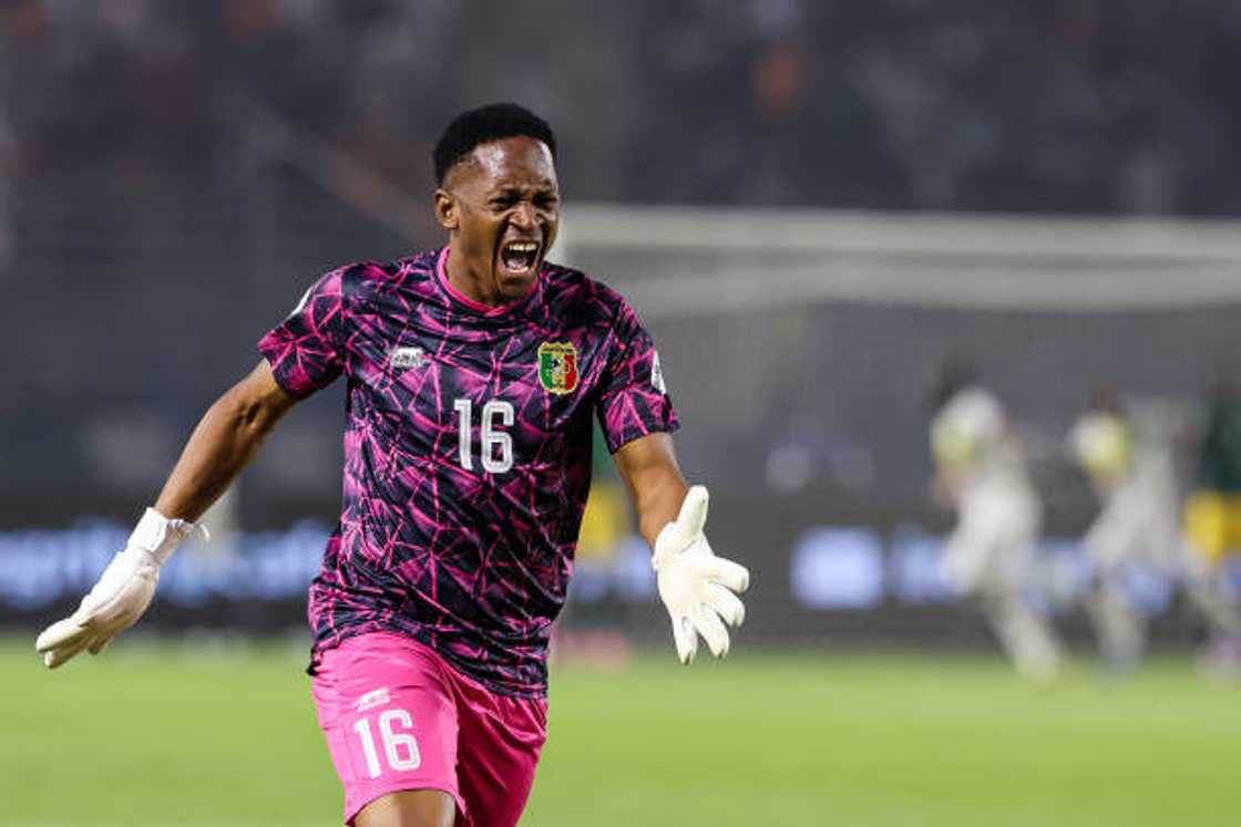 Djigui Diarra is a Malian professional goalkeeper, currently playing for Young Africans S.C. (Yanga SC) in Tanzania's Premier League. Djigui Diarra is a Malian professional goalkeeper, currently playing for Young Africans S.C. (Yanga SC) in Tanzania's Premier League.
