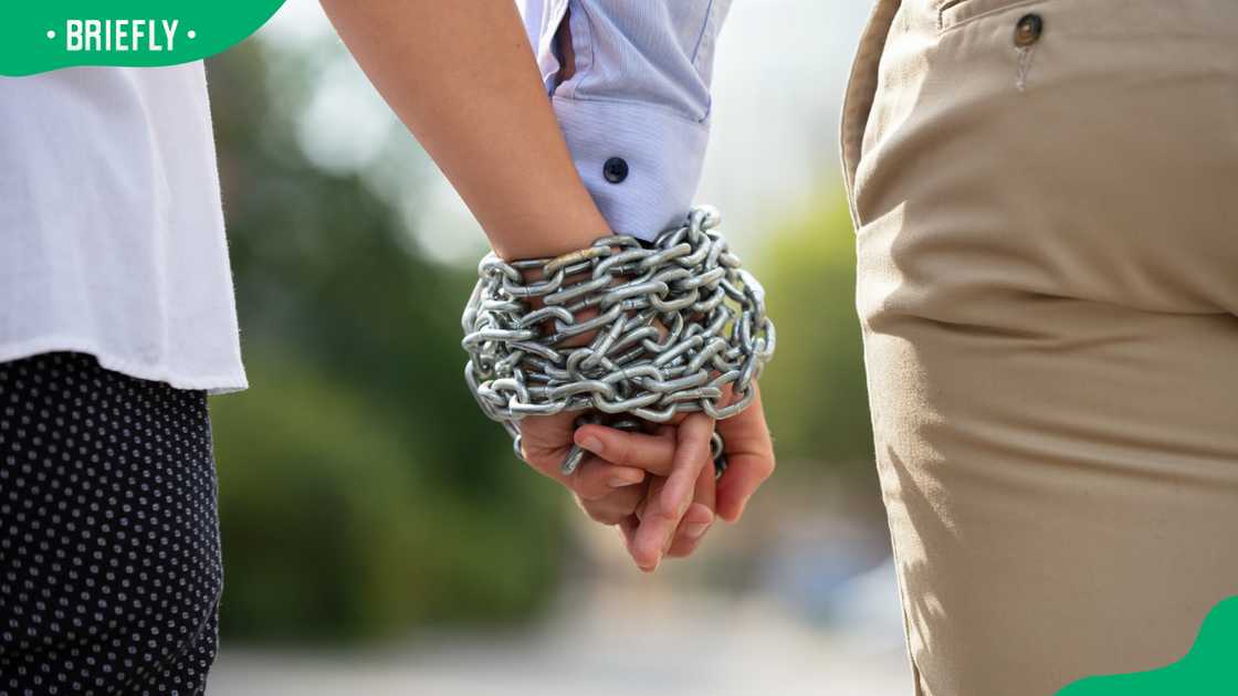 Red flags in a guy Red flags in a guy