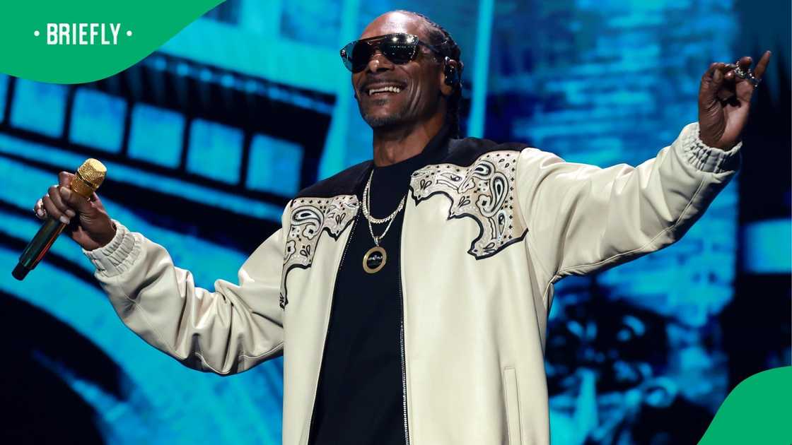 American rapper Snoop Dogg reposted a viral South African video. American rapper Snoop Dogg reposted a viral South African video.