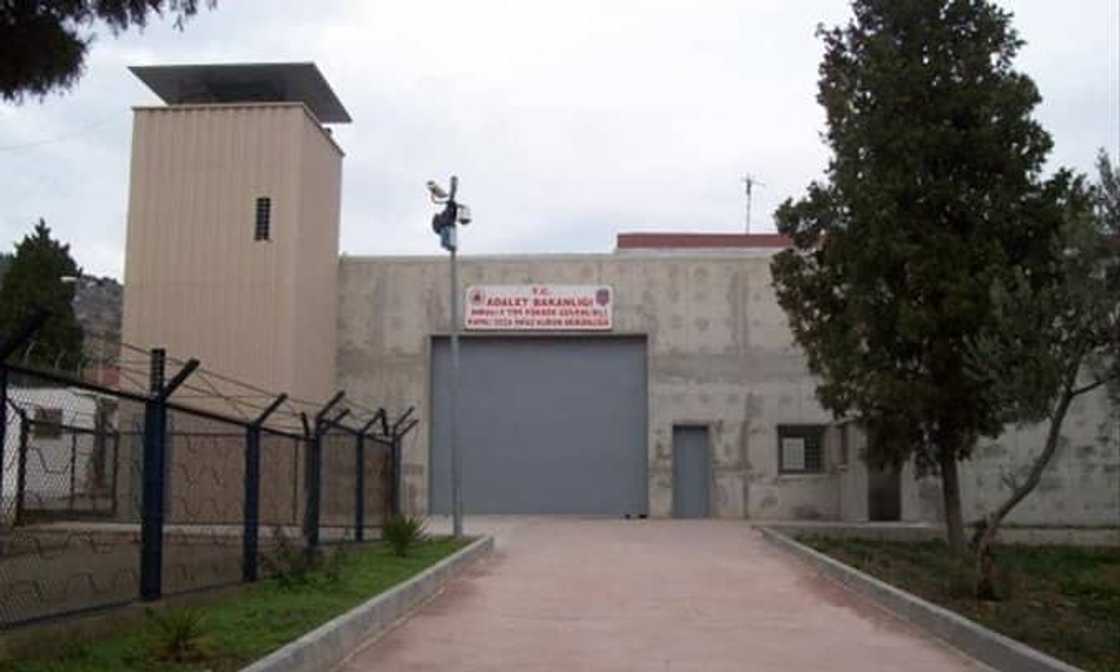 prisons where the most dangerous criminals are held prisons where the most dangerous criminals are held