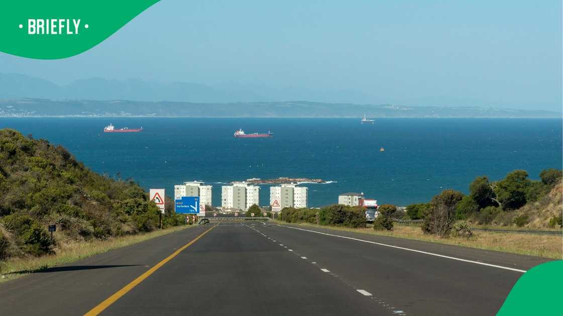 Mossel Bay, South Africa, the Indian Ocean. Mossel Bay, South Africa, the Indian Ocean.