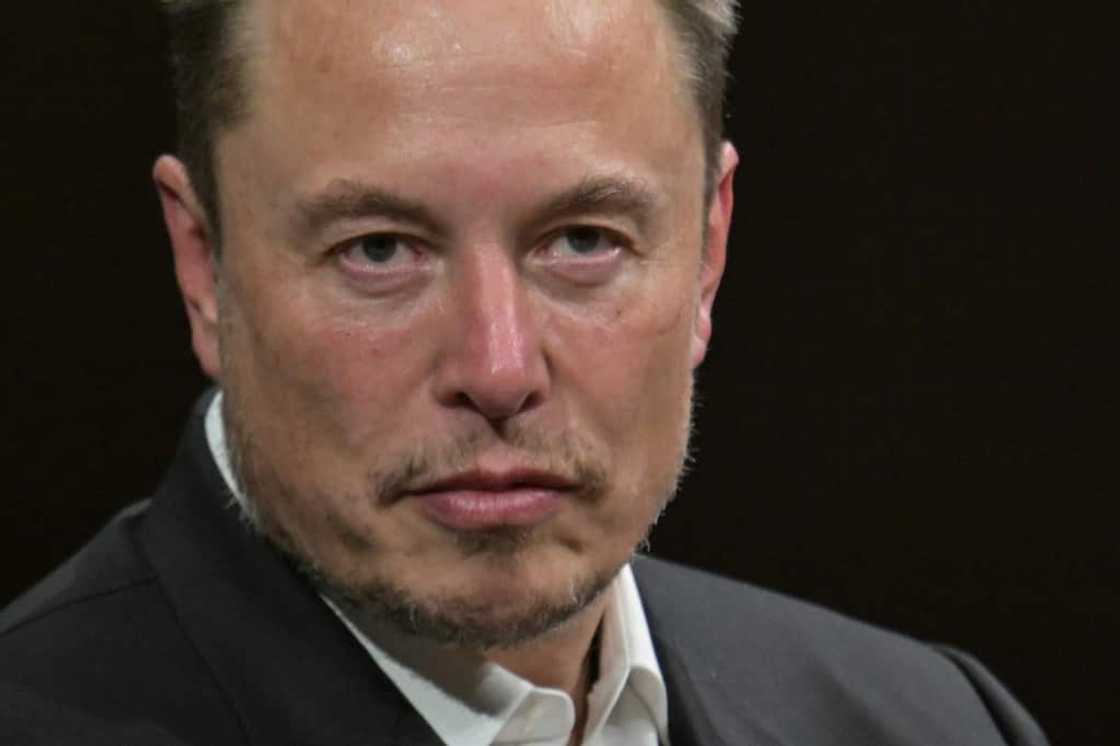 Elon Musk evidently continues to call the shots at freshly rebranded Twitter despite hiring an ad industry executive to replace him as chief executive Elon Musk evidently continues to call the shots at freshly rebranded Twitter despite hiring an ad industry executive to replace him as chief executive