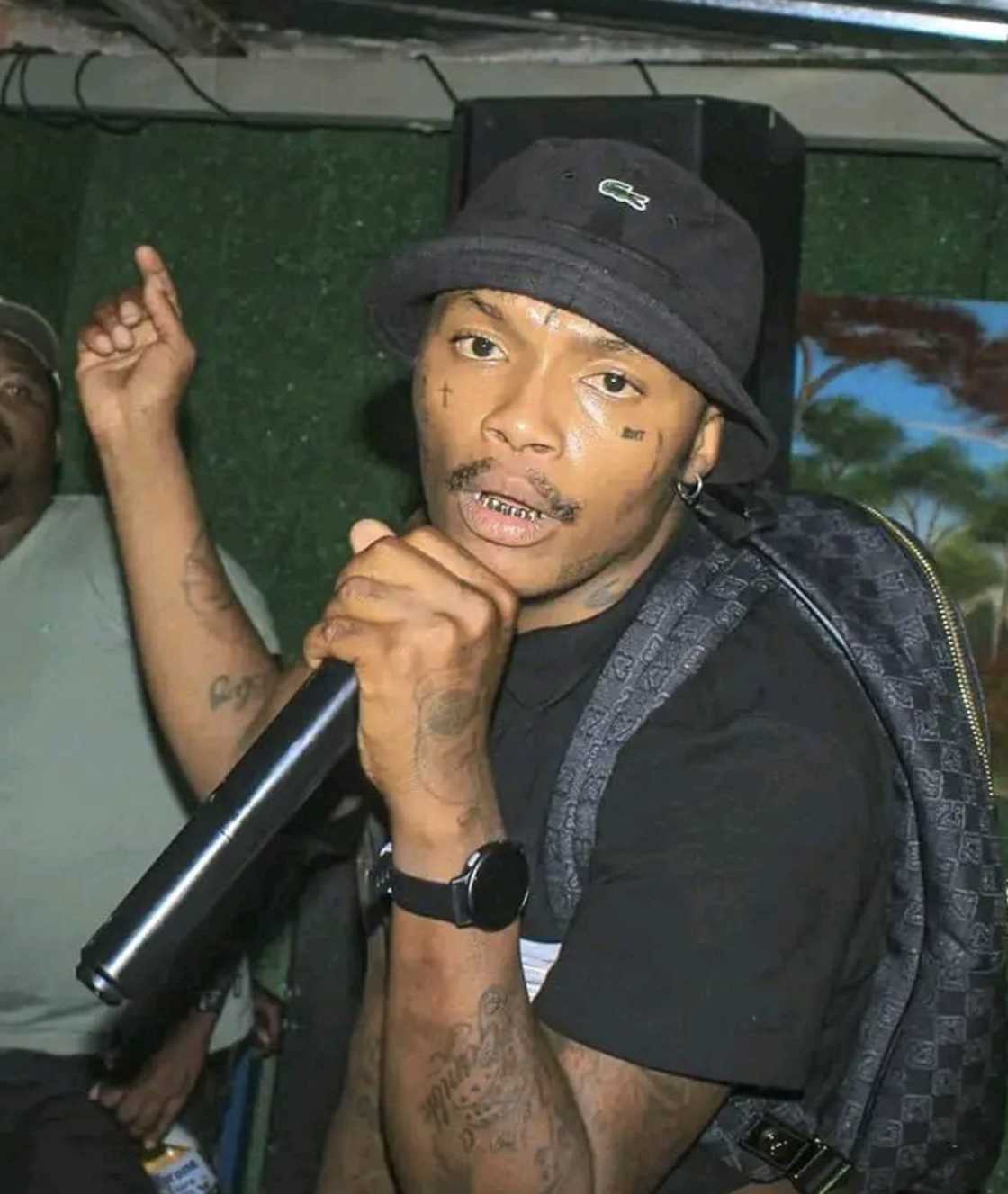 Online users said Shebeshxt is the kind of man Thuli Phongolo was referring to Online users said Shebeshxt is the kind of man Thuli Phongolo was referring to