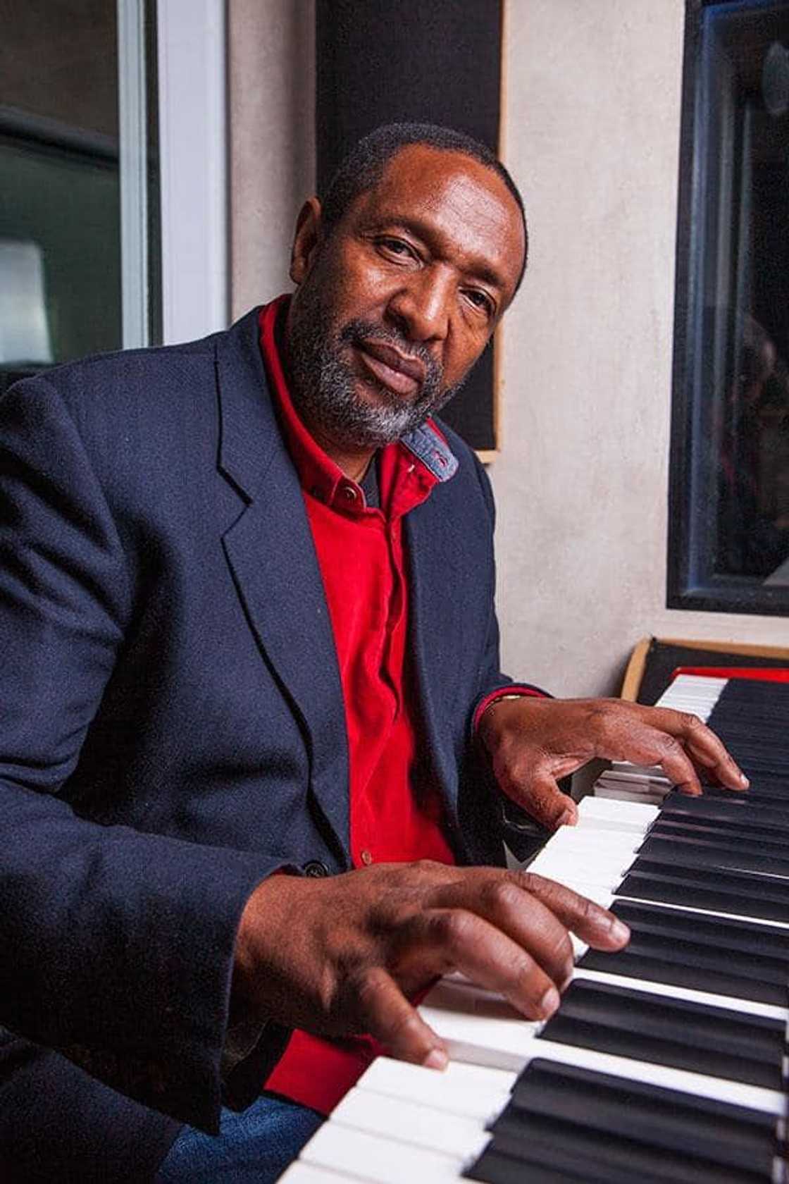 Themba Mkhize profiles Themba Mkhize profiles