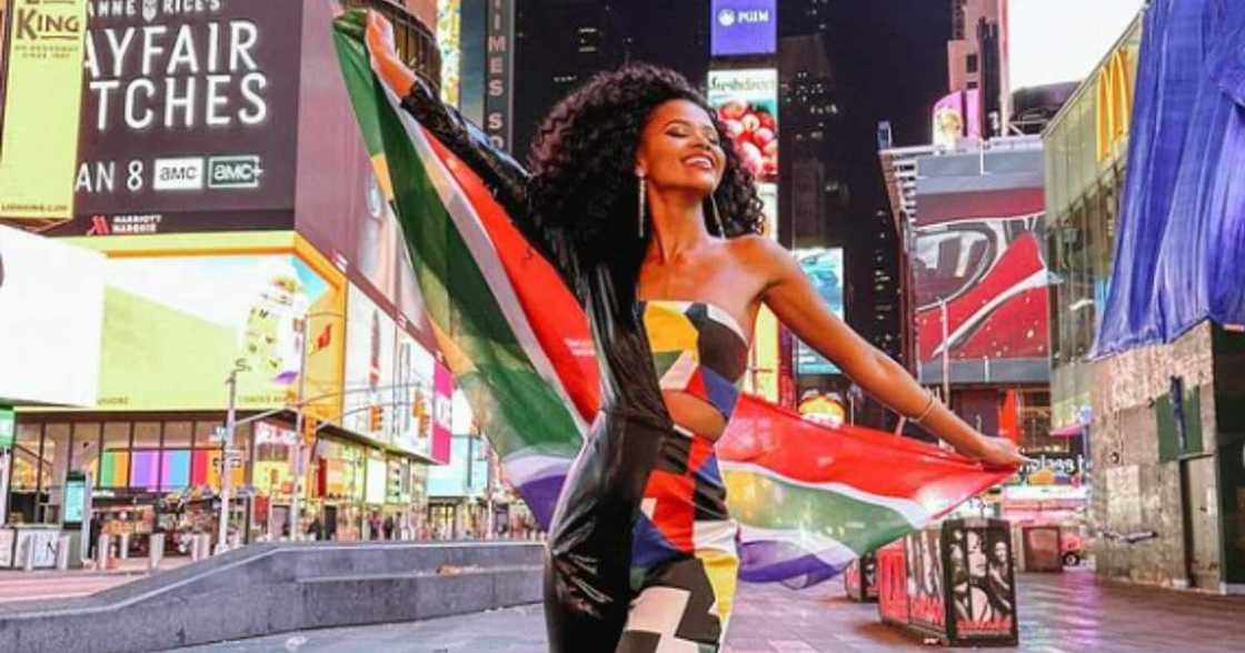 Miss SA Ndavi Nokeri enjoying New York City before Miss Universe pageant Miss SA Ndavi Nokeri enjoying New York City before Miss Universe pageant