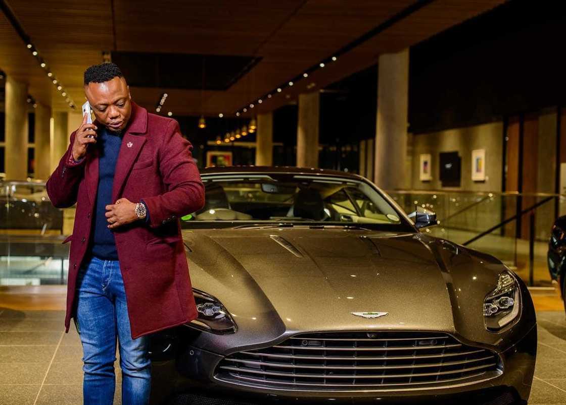 Dj Tira cars