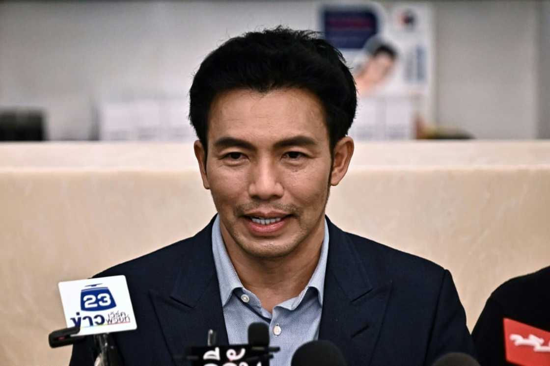 Thai plastic surgeon Nopparat Rattanawaraha said he drank pond water to survive being kidnapped in Mali Thai plastic surgeon Nopparat Rattanawaraha said he drank pond water to survive being kidnapped in Mali