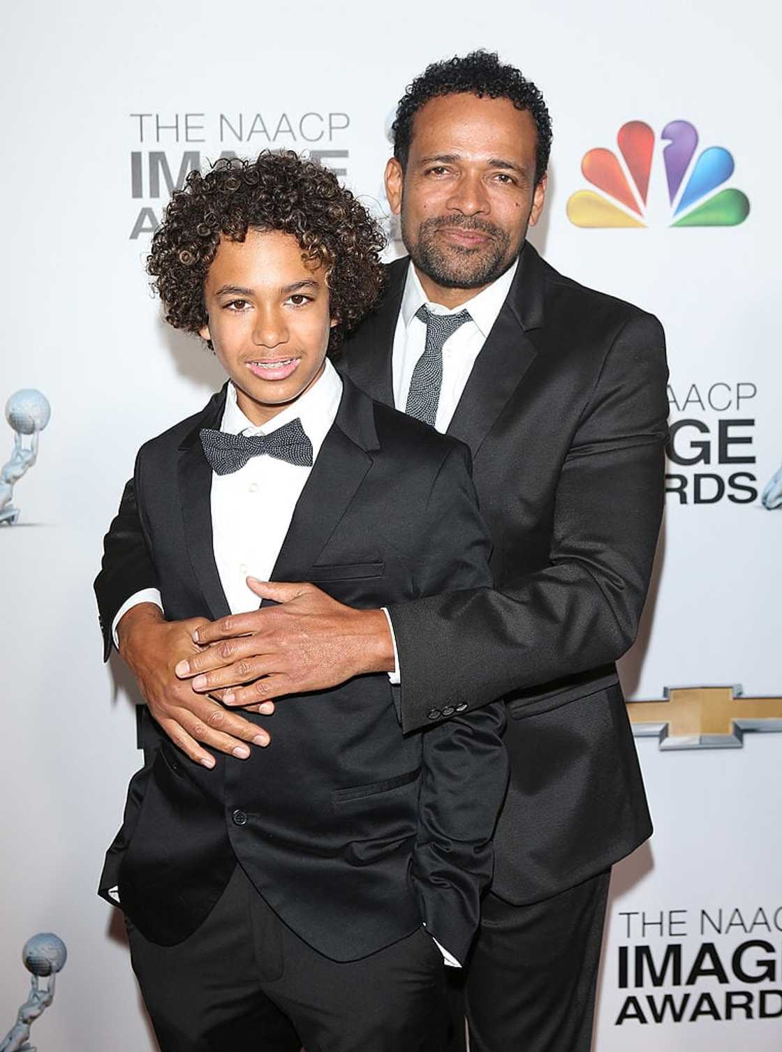 Does Mario Van Peebles have a wife?