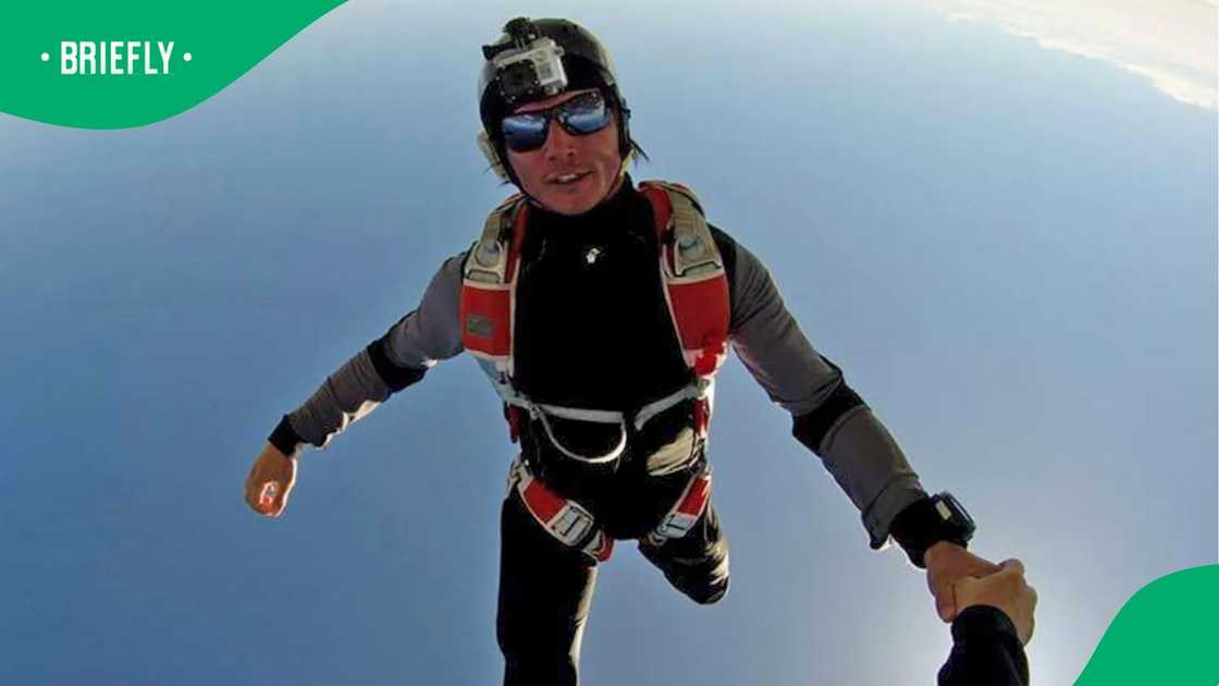 Pierre Wolnik dies at the age of 37. Pierre Wolnik dies at the age of 37.