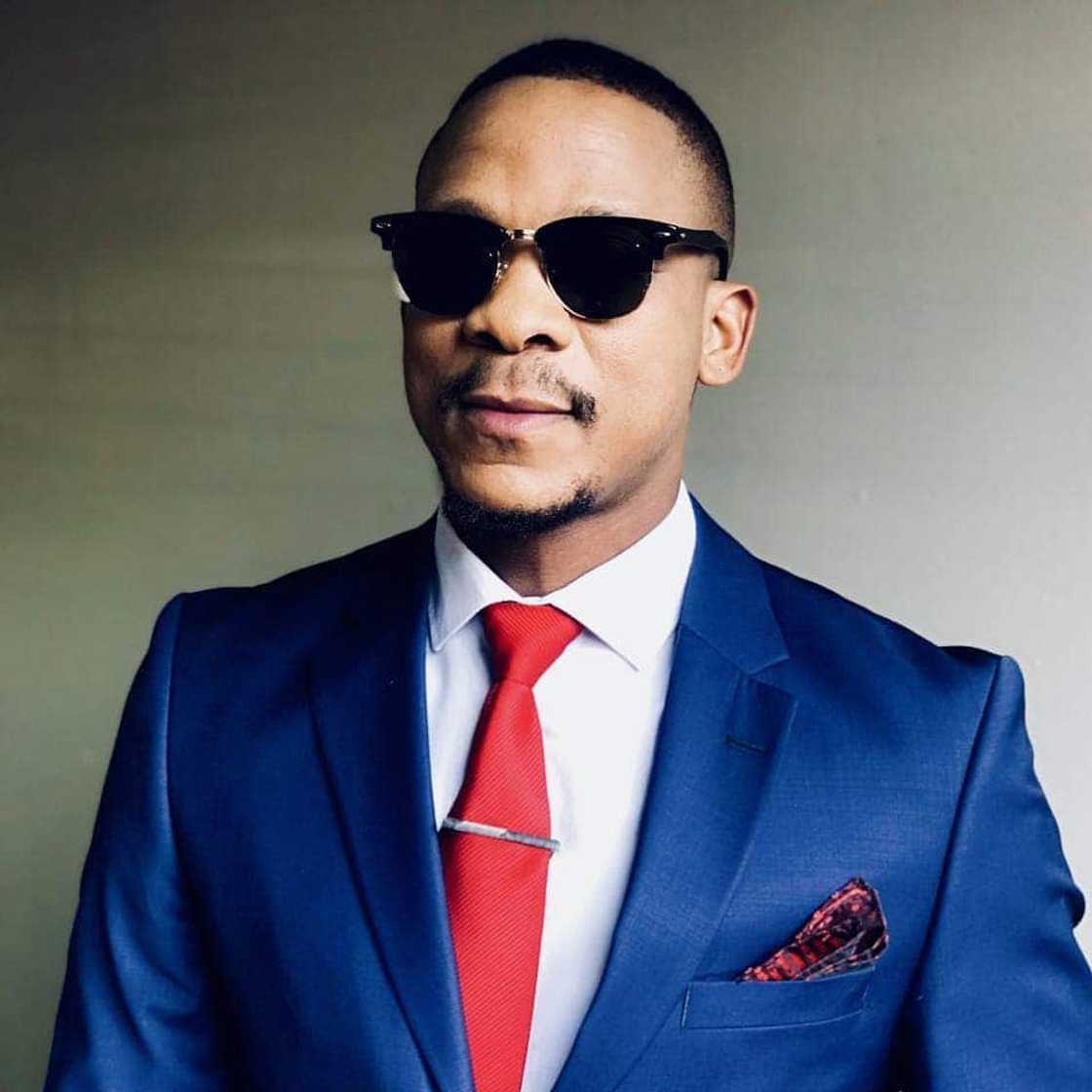 Bongile Mantsai early life Bongile Mantsai early life