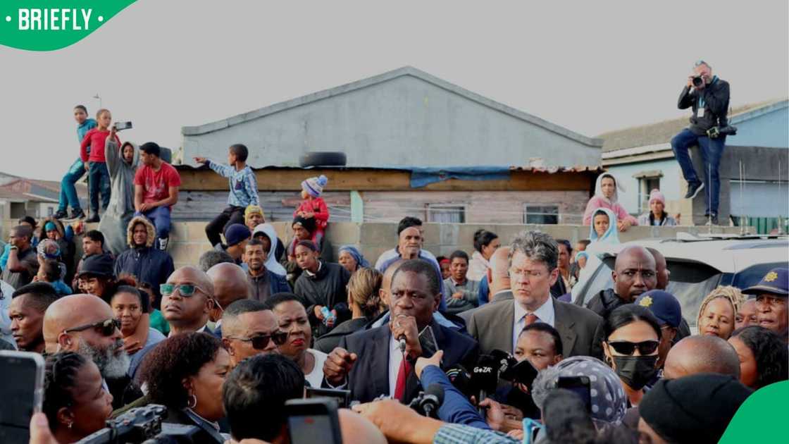 Paul Mashatile visited the Cape Flats