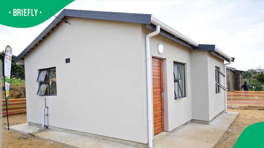 The KwaZulu-Natal Departments of Human Settlement and Transport are probing a syndicate which sells RDP houses