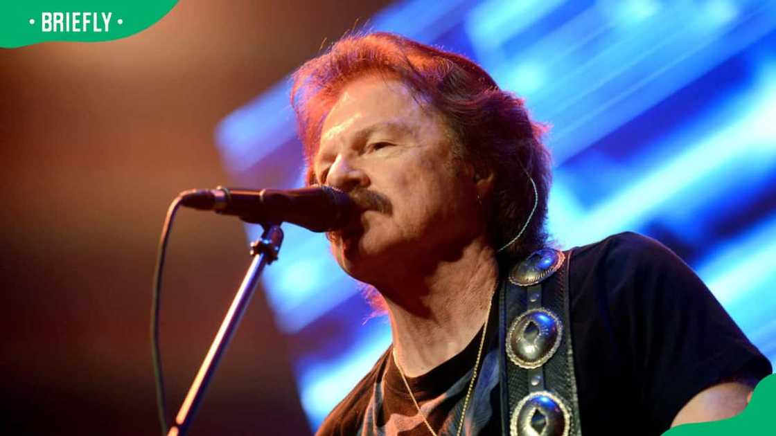 Tom Johnston's profiles Tom Johnston's profiles