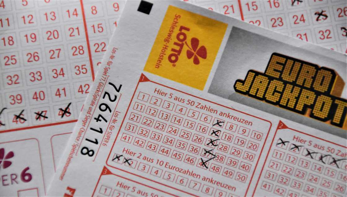 Some lotto jacpots depend on the ticket sales