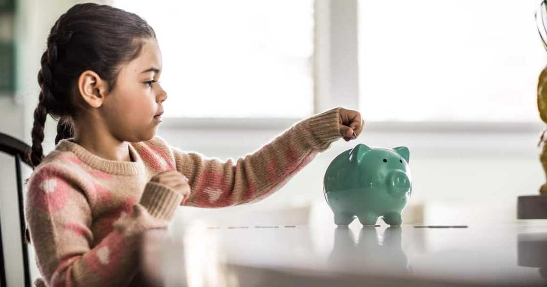 The lady argued that there were blessings in poverty The lady argued that there were blessings in poverty