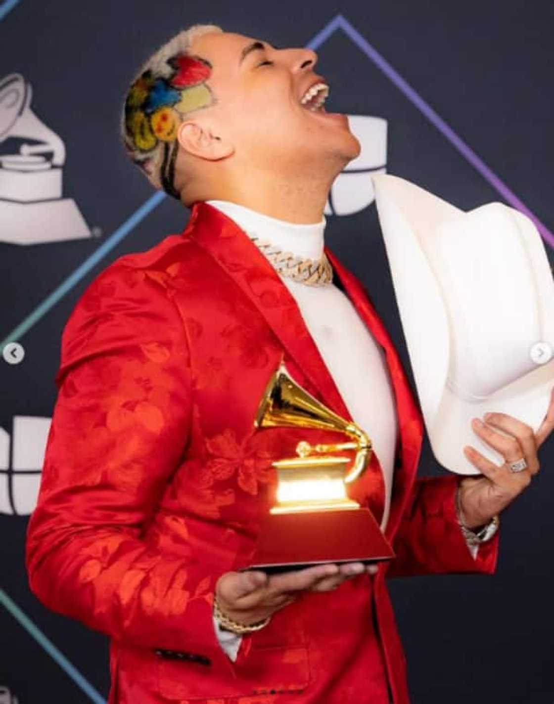 Who is Eduin Cazares? Age, wife, brother, height, profiles, net worth Who is Eduin Cazares? Age, wife, brother, height, profiles, net worth