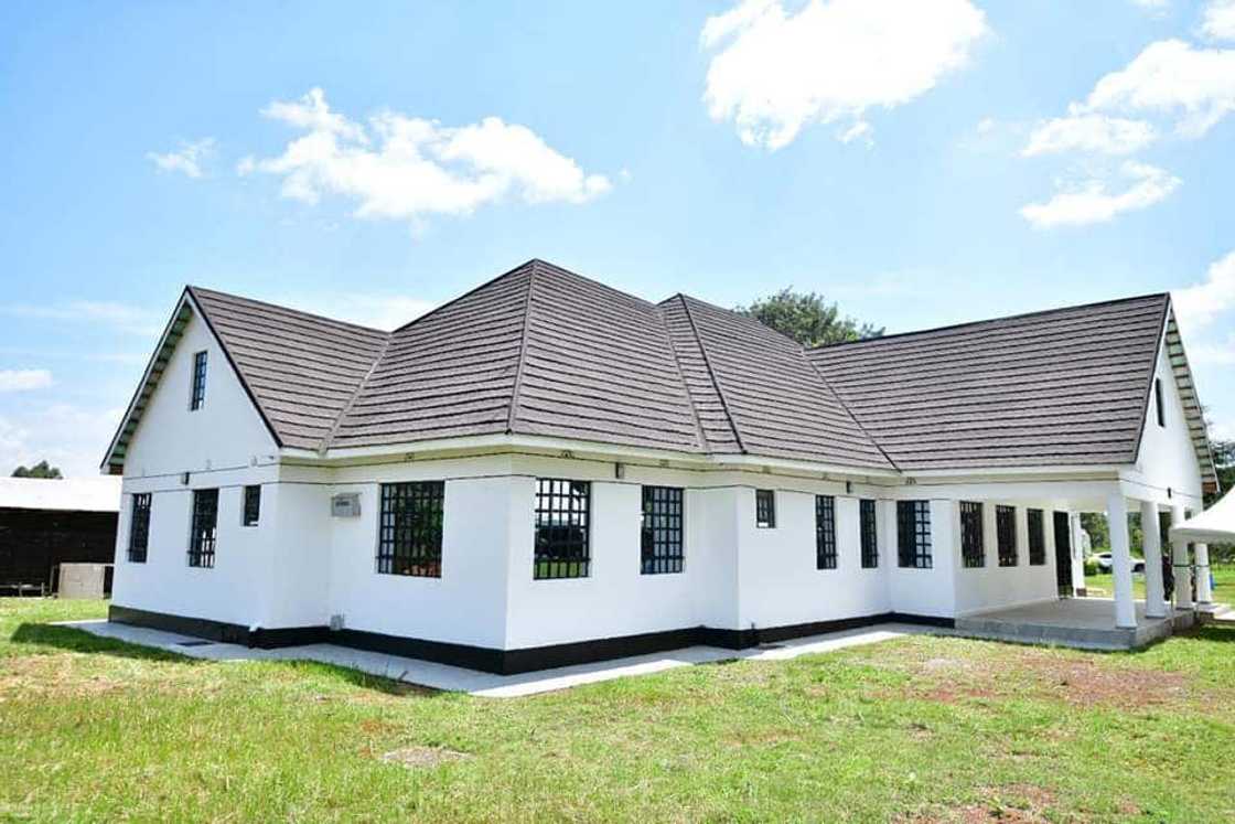 Eldoret female engineer gifts parents luxurious house as appreciation for good upbringing