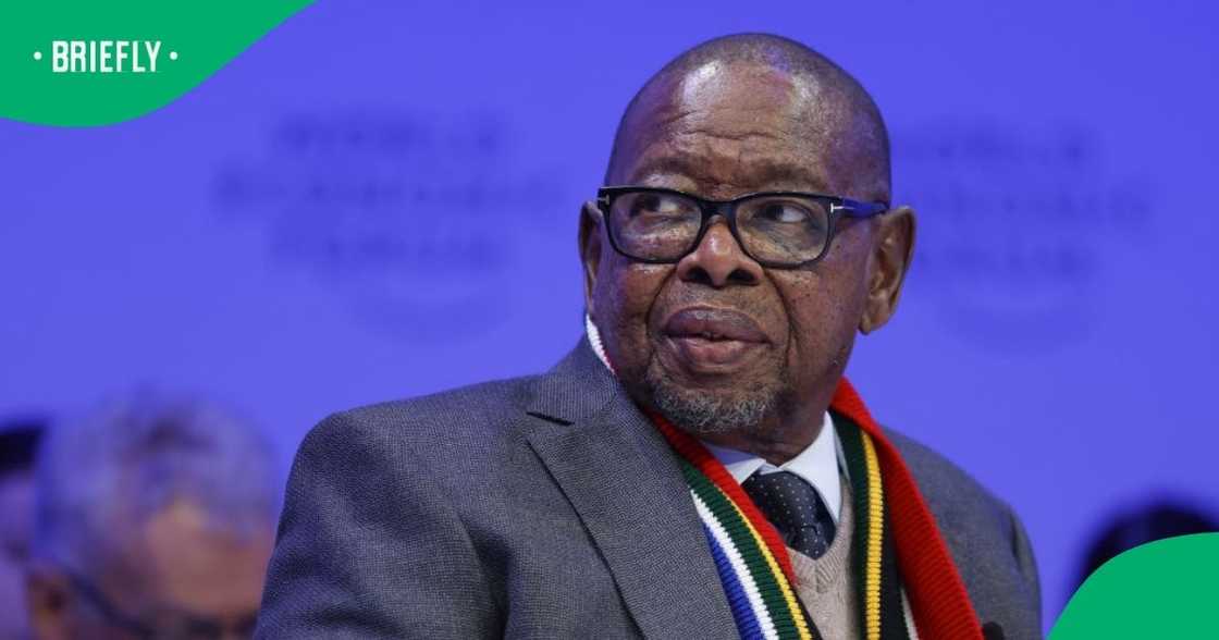 Minister Blade Nzimande denied that the SACP received R3 million from VBS Minister Blade Nzimande denied that the SACP received R3 million from VBS