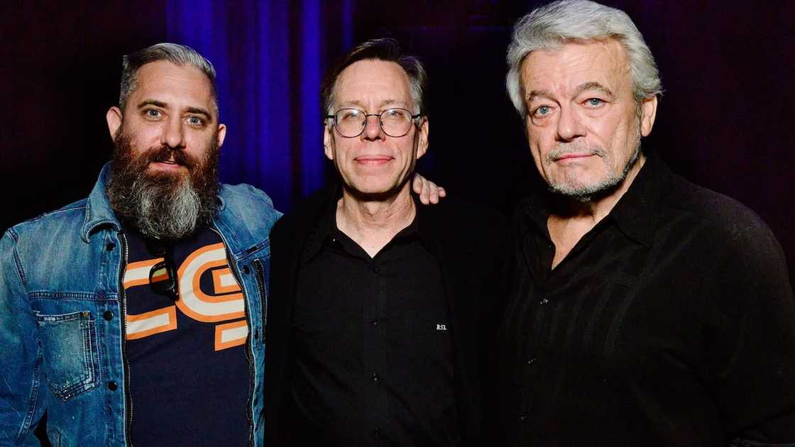 Bob Lazar net worth, age, spouse, UFO interview, books, criminal charges, profile Bob Lazar net worth, age, spouse, UFO interview, books, criminal charges, profile