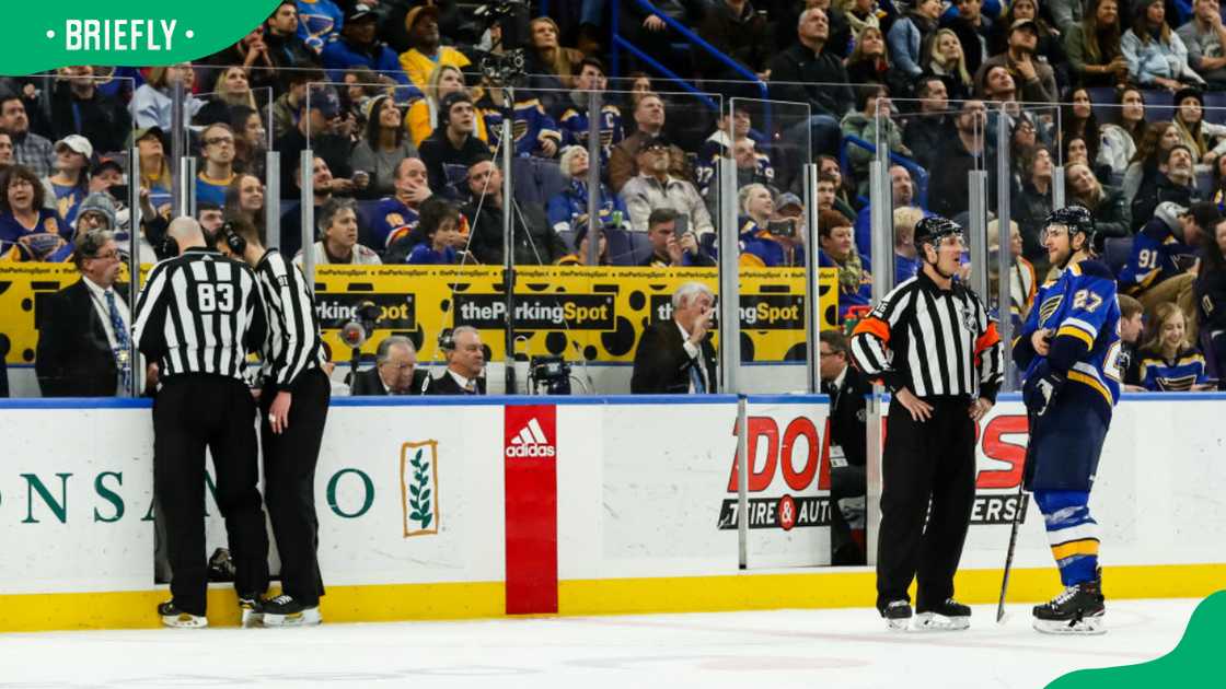 What is offsides in hockey?