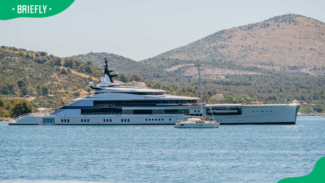 Bravo Eugenia superyacht