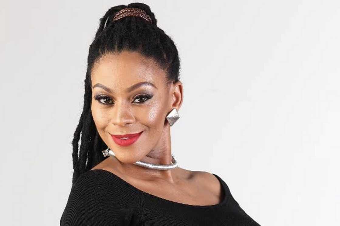 Letoya Makhene tensed up at her man saying he wants to marry her Letoya Makhene tensed up at her man saying he wants to marry her