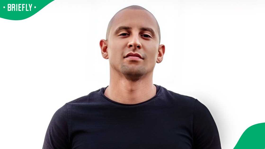 Anele Mdoda remembers DJ Warras Anele Mdoda remembers DJ Warras