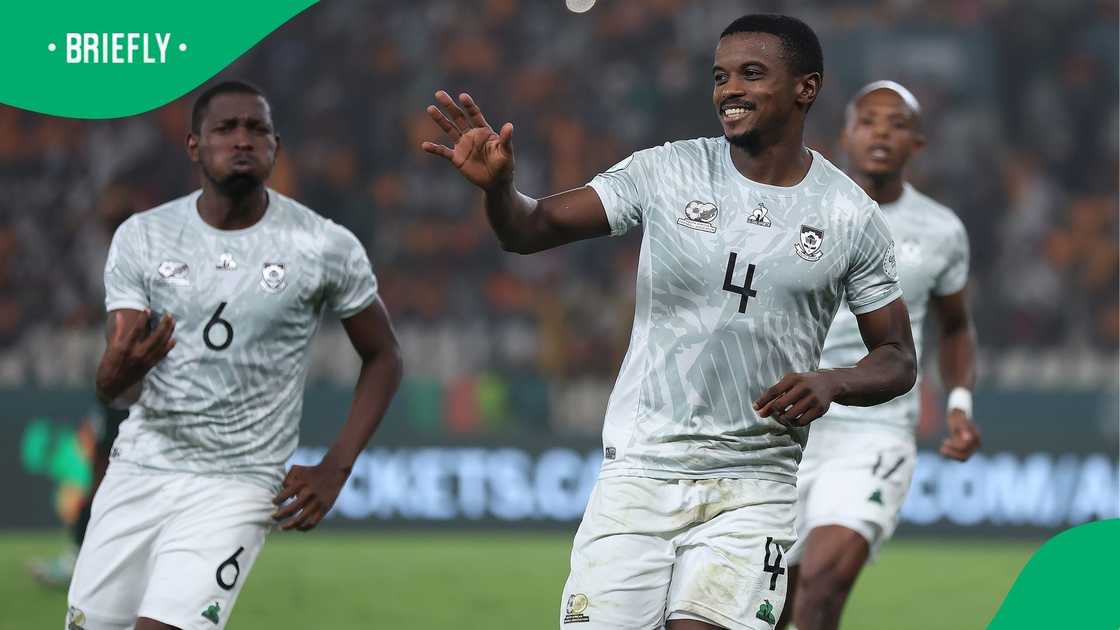Bafana Bafana Star Teboho Mokoena Partners With Investec in Major Off-Field Bafana Bafana Star Teboho Mokoena Partners With Investec in Major Off-Field