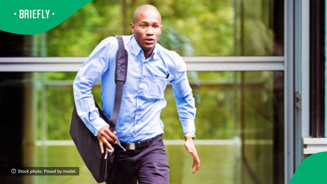 Man runs after Illuminati prank Man runs after Illuminati prank