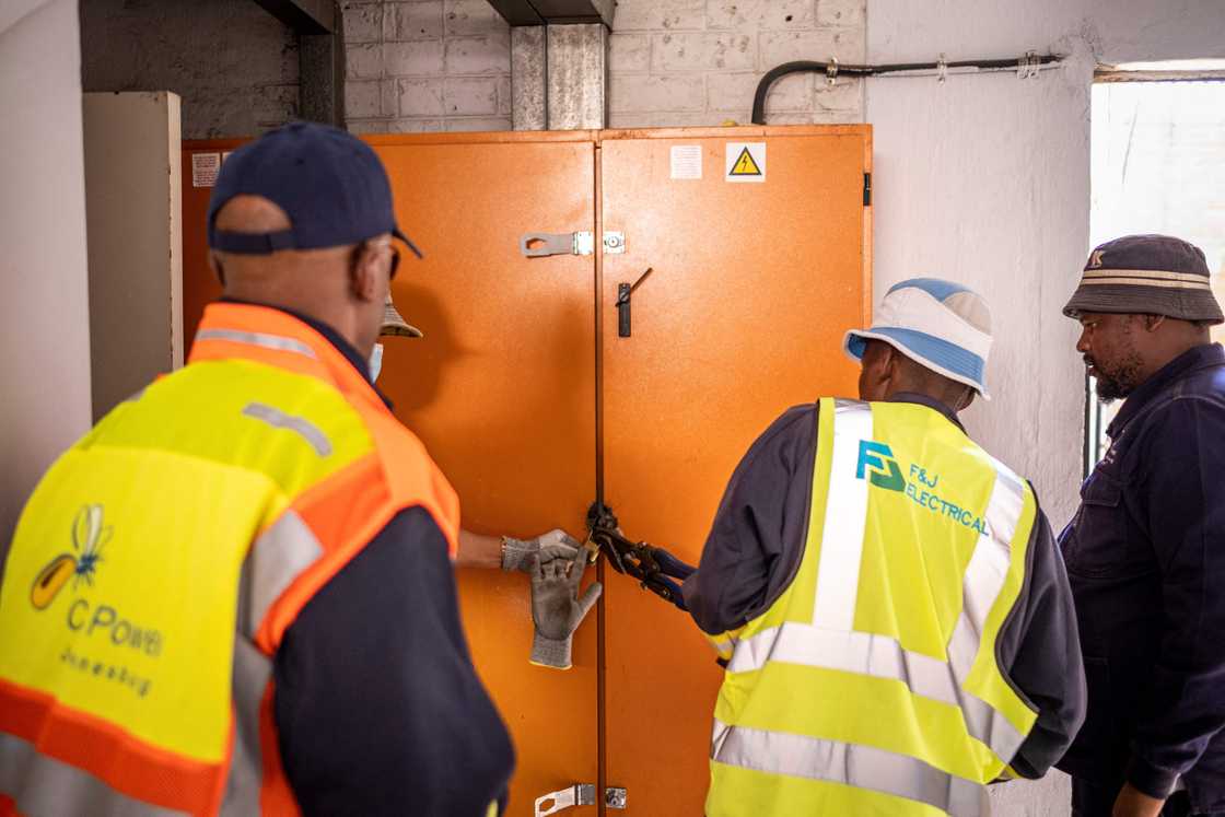 City Power no longer will conduct operations in Alexandra until tensions ease City Power no longer will conduct operations in Alexandra until tensions ease