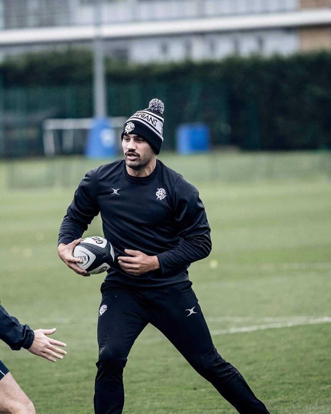 Damian de Allende salary Damian de Allende salary