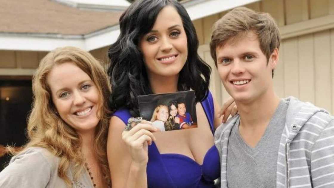 Singer Katy Perry's elder sister Singer Katy Perry's elder sister