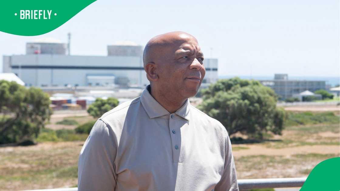 Various individuals shared their opinions about the nuclear facility's approval Various individuals shared their opinions about the nuclear facility's approval
